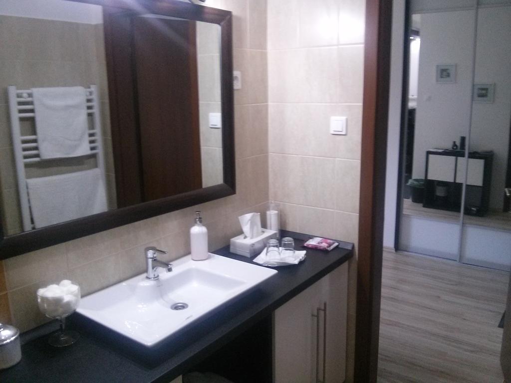 Feszek Apartman Debrecen Værelse billede